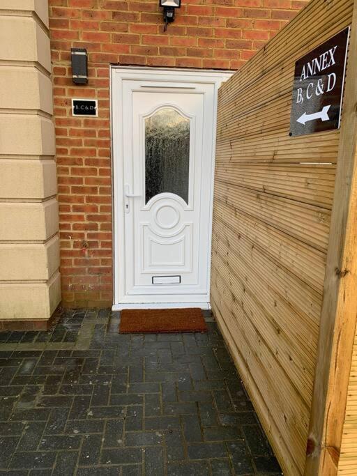 Carshalton Apartment C, A One Bedroom Flat In South London מראה חיצוני תמונה